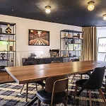 Mercure Paris Bercy Bibliotheque