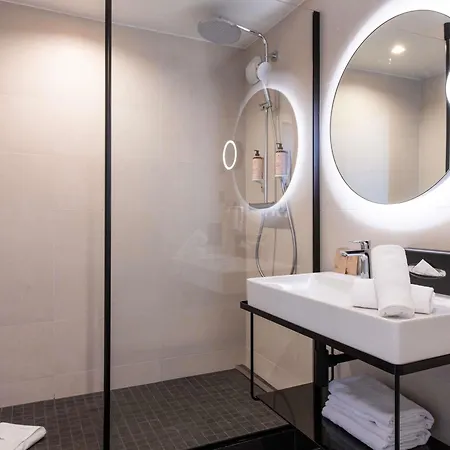 Hotel Mercure Bercy Bibliothèque Parigi